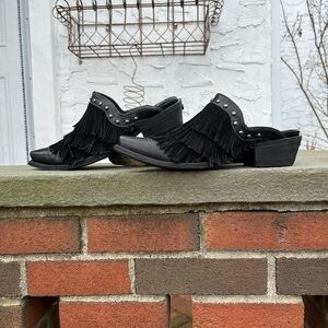 Old Gringo “ On the fringe” mule size 9